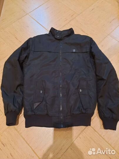 Бомбер Bershka