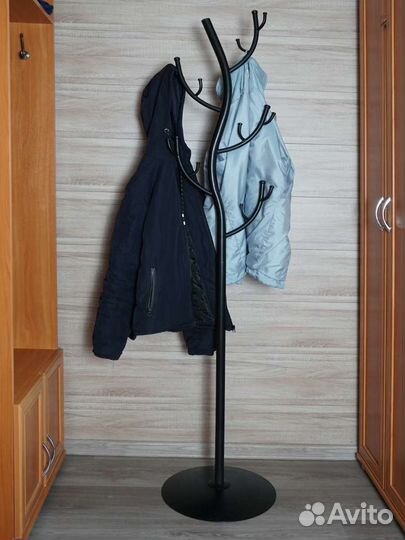 Вешалка напольная дерево