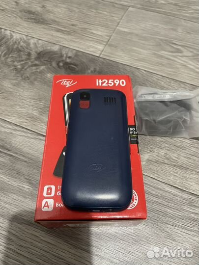 Телефон Itel it 2590