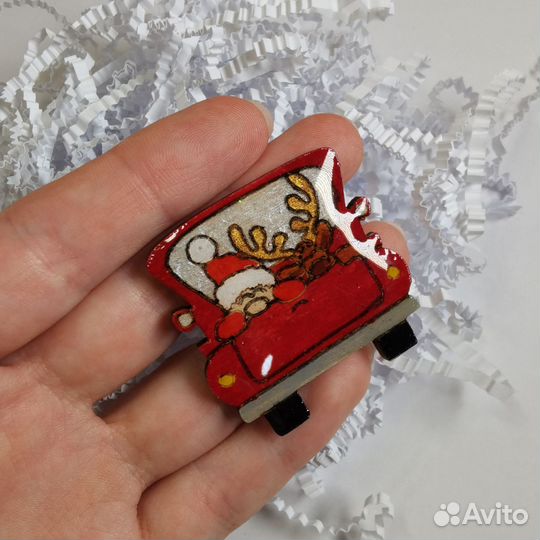 Авторская брошь