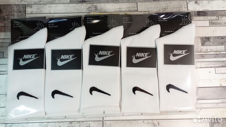 Носки Nike белые, высокие