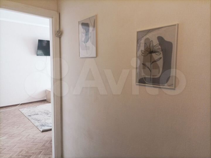 2-к. квартира, 55 м², 6/10 эт.