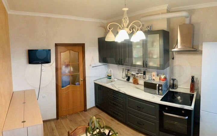 2-к. квартира, 56,1 м², 8/9 эт.