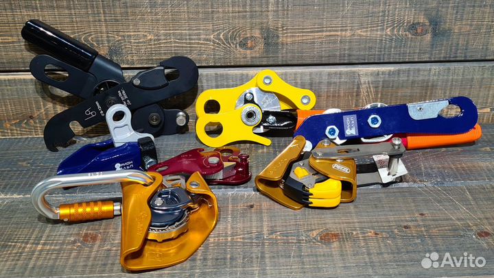 Спусковое устройство: восьмерка, решетка