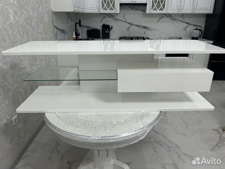 Тумба под телевизор