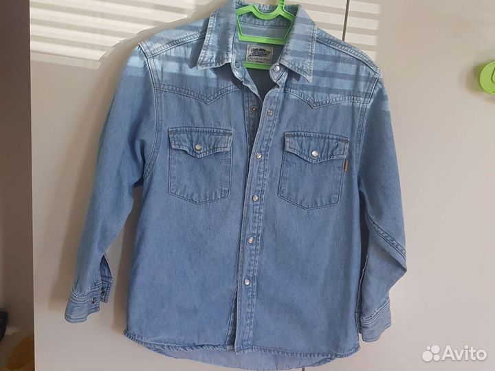 Джинсовая рубашка