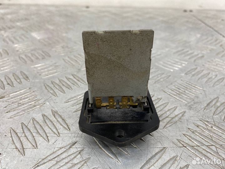 Б/У резистор отопителя (реостат, печки) Hyundai