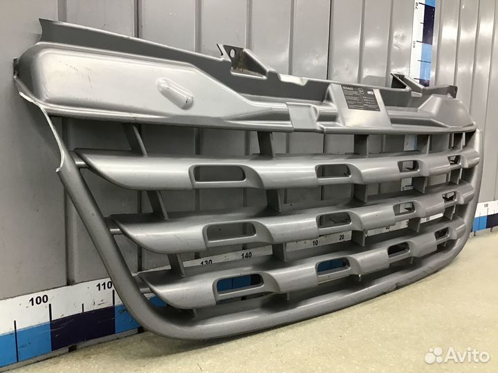 Решетка радиатора Renault Master III 2010