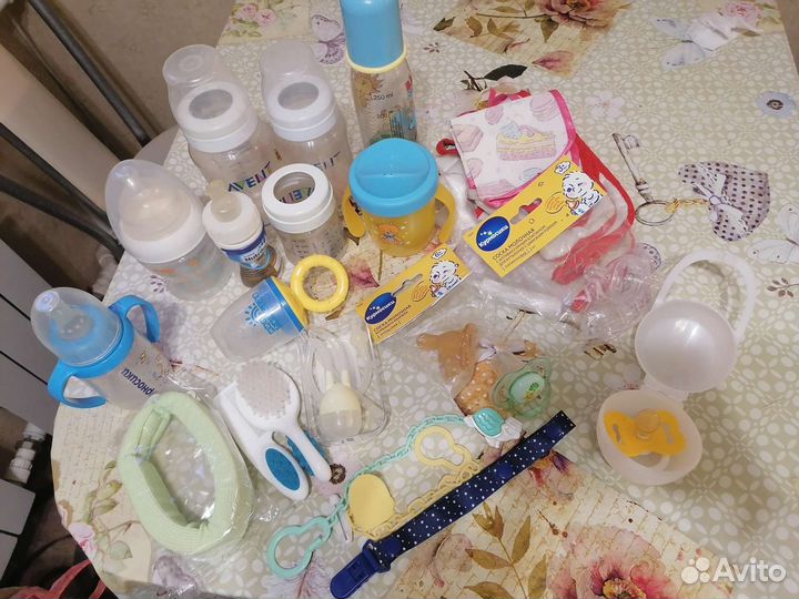 Бутылочки, пустышки и др