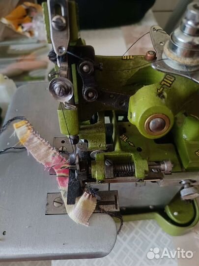 Оверлок трёх ниточный