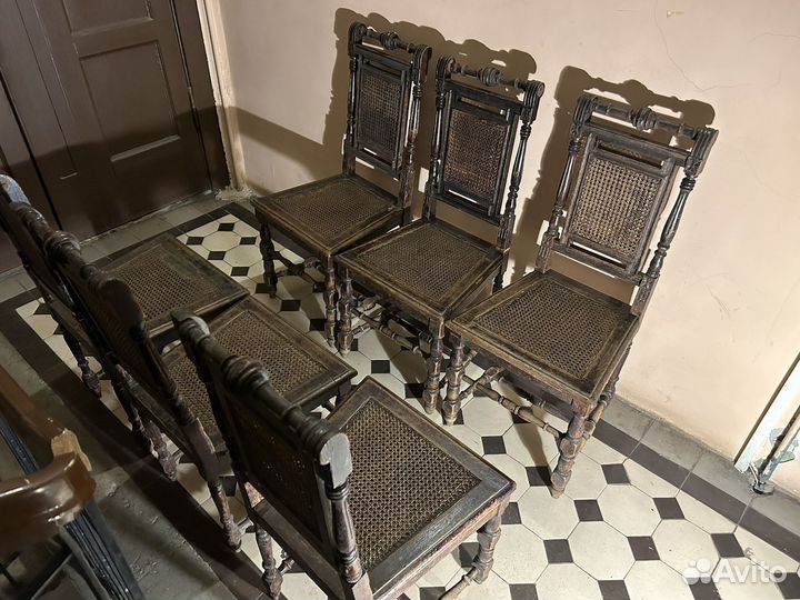 Антикварные деревянные стулья 6 штук