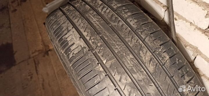 Hankook Dynapro HP2 RA33 235/55 R19 101V