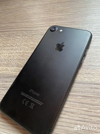 iPhone 7, 32 ГБ