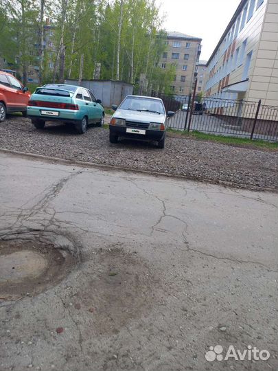 ВАЗ 21099 1.5 МТ, 1996, 300 000 км