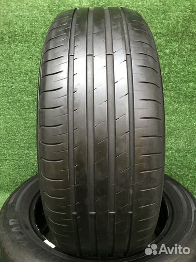 Goodyear EfficientGrip Performance 215/55 R17 98W