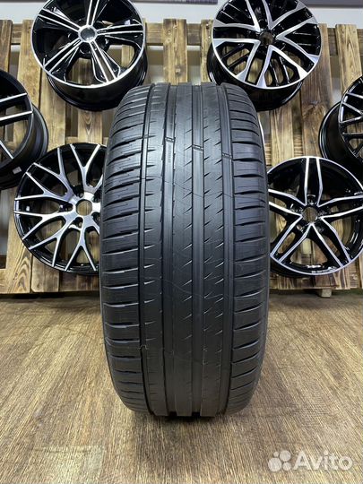 Michelin Pilot Sport 4 295/40 R19 108Y