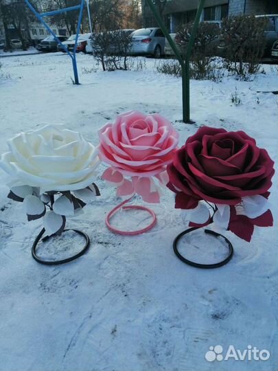 Ростовые цветы. Розы светильники из изолона и фоам