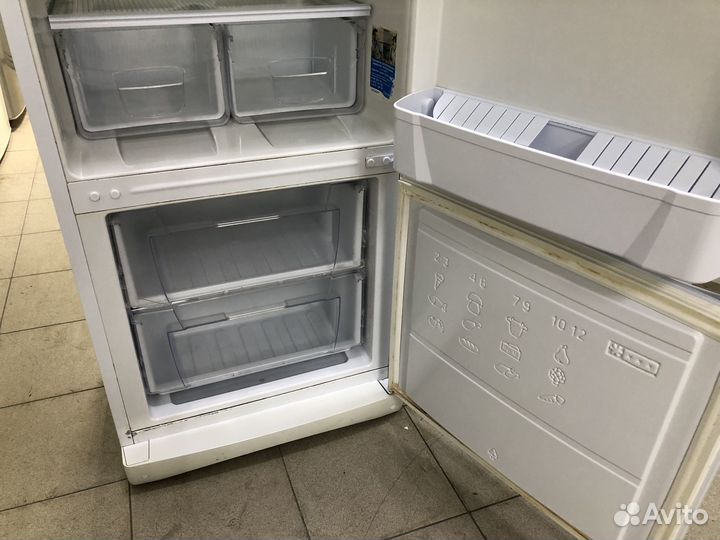 Холодильник бу Indesit. 150 см. С гарантией