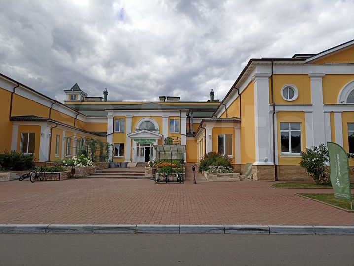 Таунхаус 545,2 м² на участке 5,4 сот.