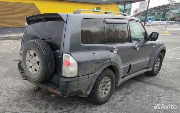 Mitsubishi Pajero 3.2 AT, 2005, 200 000 км