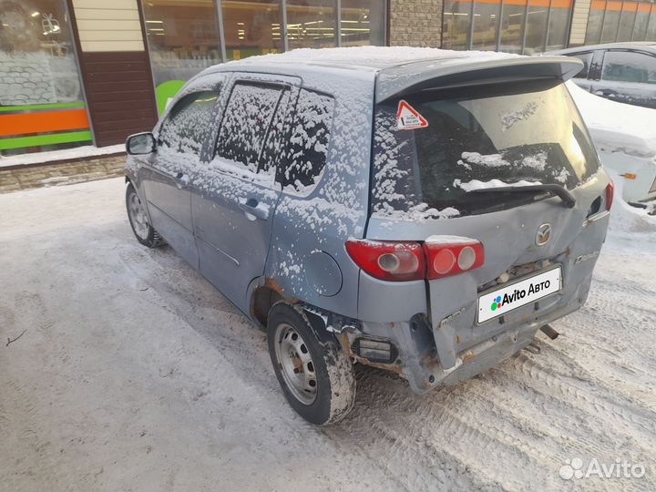 Mazda Demio 1.4 AT, 2004, битый, 120 000 км