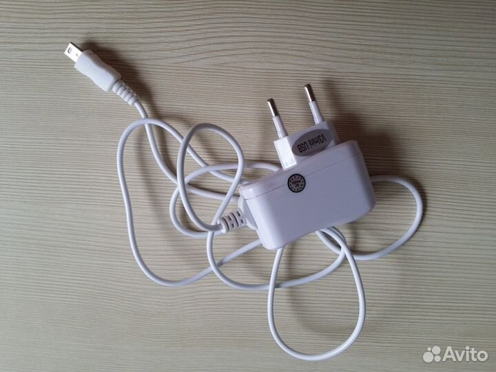 Автомобильный навигатр Prestigio Geovision5250gprs