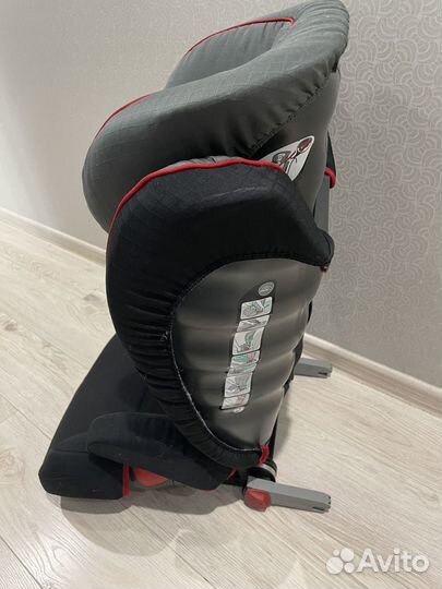 Детское автомобильное кресло от 15 до 36 кг