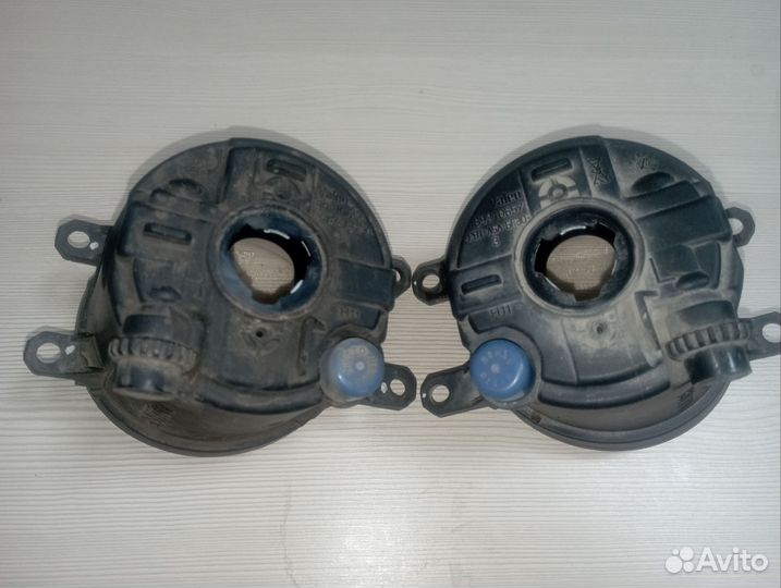 Противотуманные фары Touota Camry v50