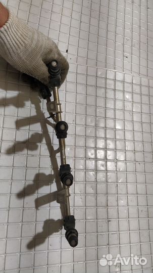 Рейка топливная Opel Astra H 1.6