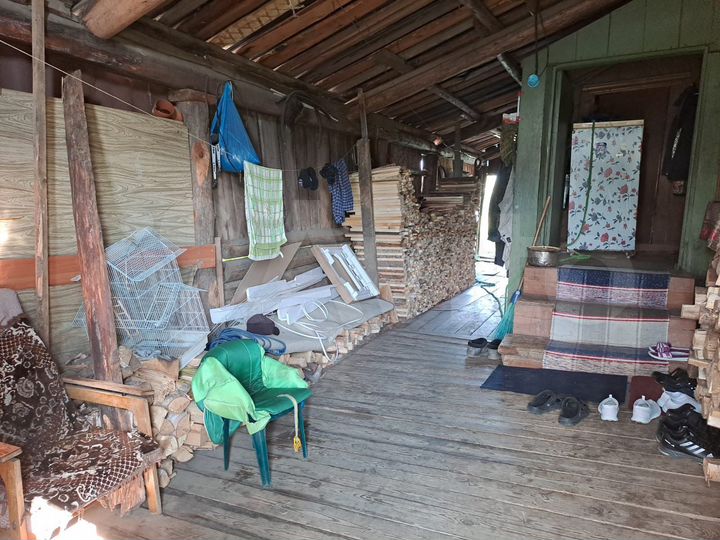 Дом 27,5 м² на участке 9,3 сот.