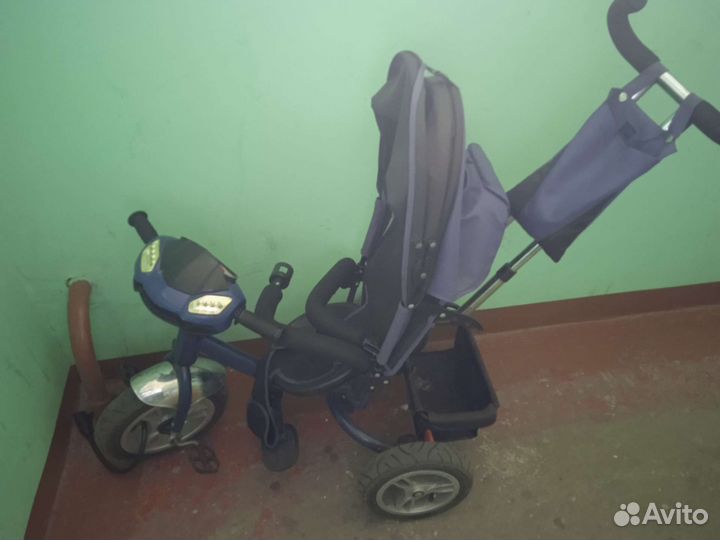 Велосипед с родительской ручкой