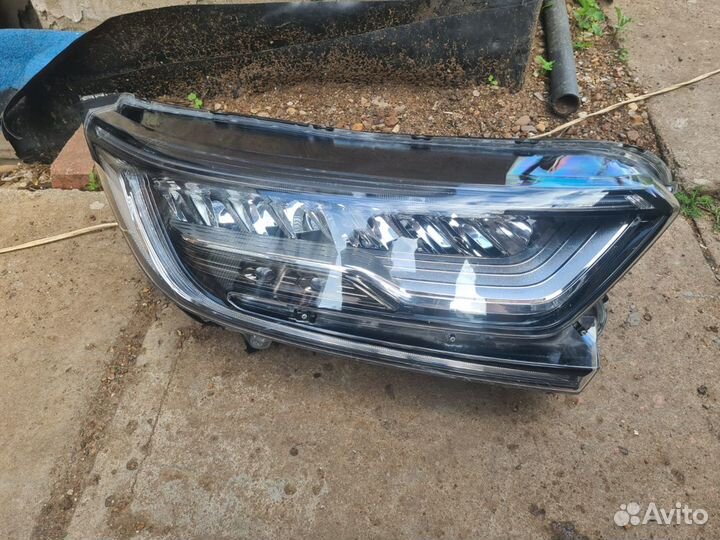 Фара правая honda cr-v 5 оригинал бу