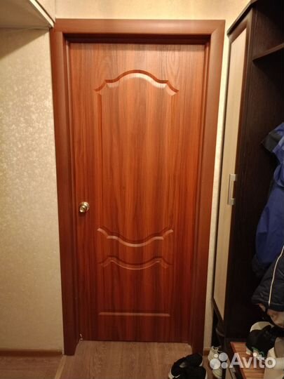 Дверь входная деревянная бу