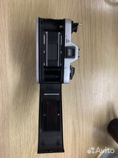 Пленочный фотоаппарат 