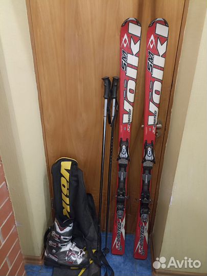 Горные лыжи, крепление, ботинки, палки