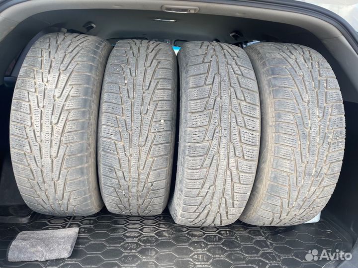 Nokian Tyres Hakkapeliitta R 235/60 R18