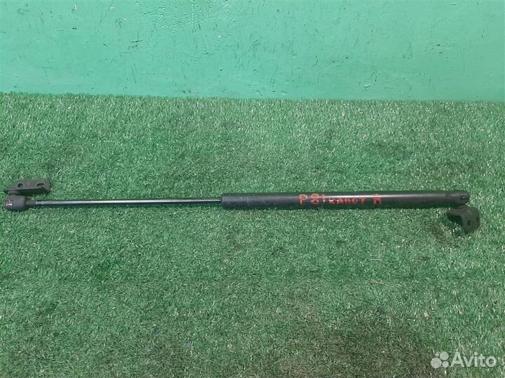 Амортизатор капота KIA Sorento 1 (BL, JC) 2007