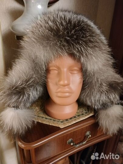 Шапки меховые, кепки, муфта
