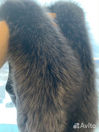 Жилетка меховая женская енот