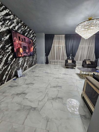 Дом 300 м² на участке 6 сот.