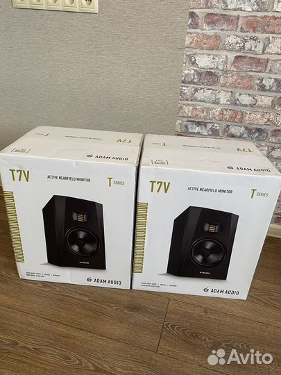Adam T7V (Новаые, цена за пару)