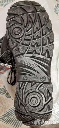 Рабочие зимние ботинки 39 размер