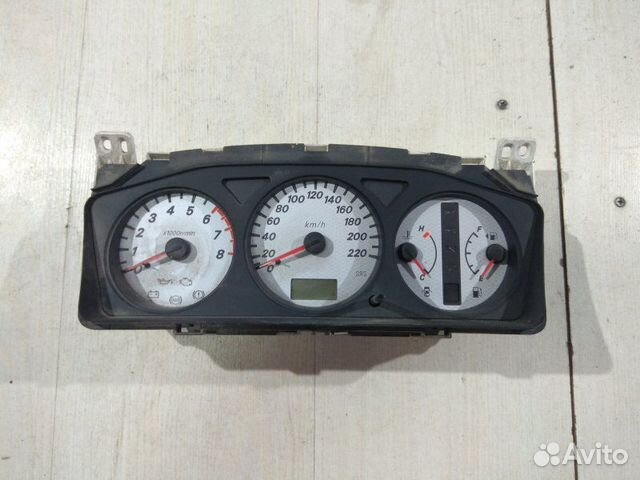 Панель приборов (щиток) Mitsubishi Lancer CS 2003