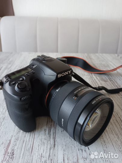 Зеркальный фотоаппарат sony Alpha 77 (SLT-A77)