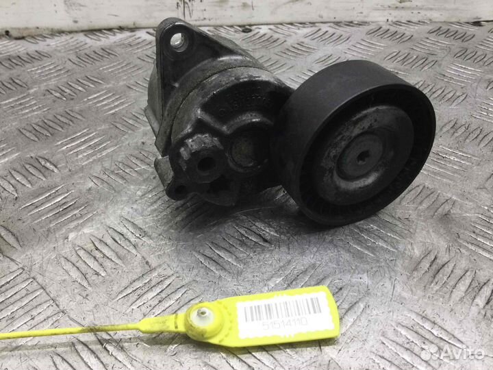 Натяжитель ремня генератора Mercedes C-klasse a611