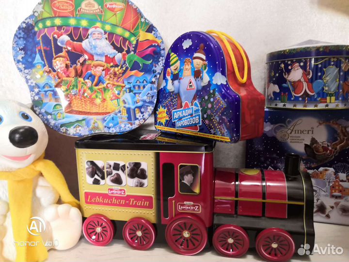 Жестяные коробочки для подарков