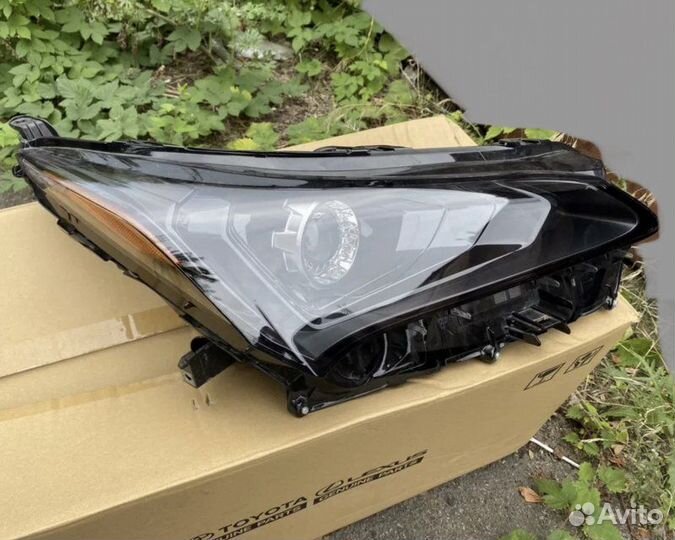 Фара передняя правая Lexus Nx 2017