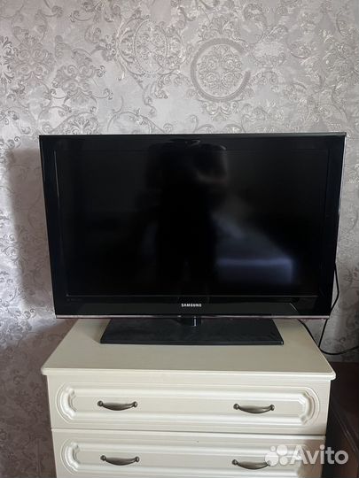 Телевизор samsung LE37B530P7W