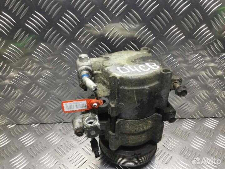 Компрессор кондиционера Kia Sorento 977013E350; jd