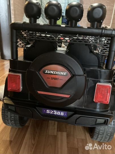 Детский электромобиль двухместный